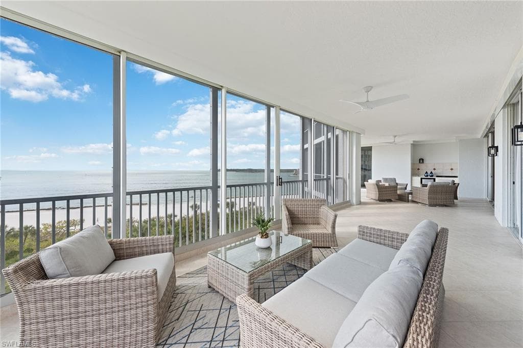 4000 Royal Marco WAY 525 MARCO ISLAND, FL 34145