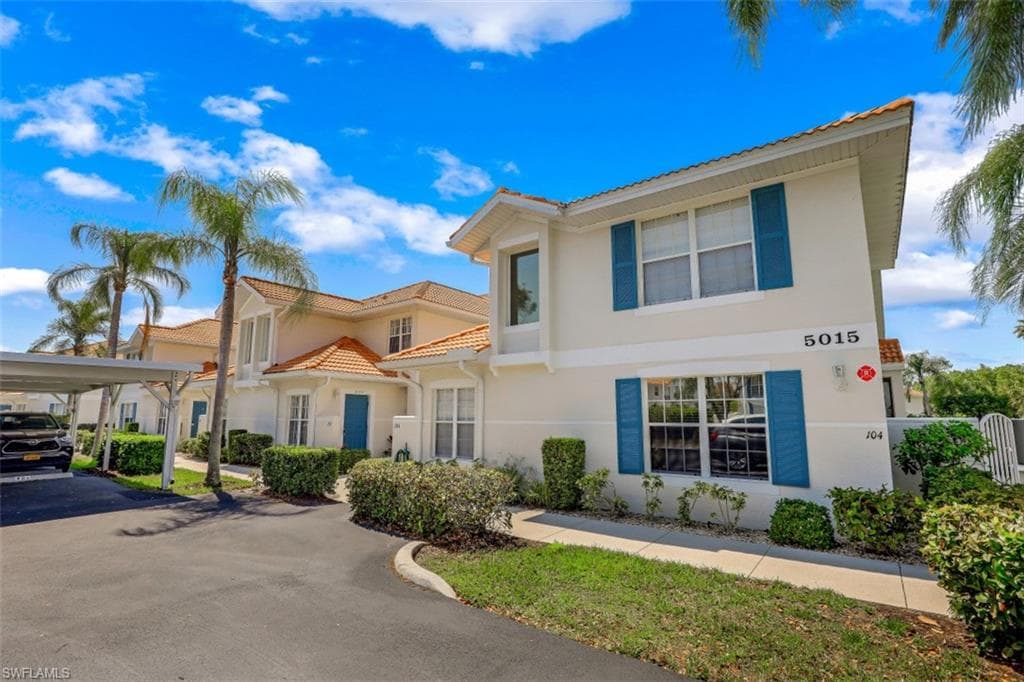 5015 Cedar Springs DR 104 NAPLES, FL 34110