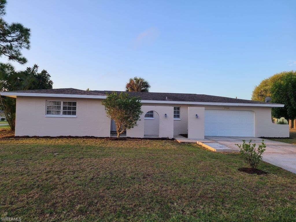 1930 SE 6th ST CAPE CORAL, FL 33990