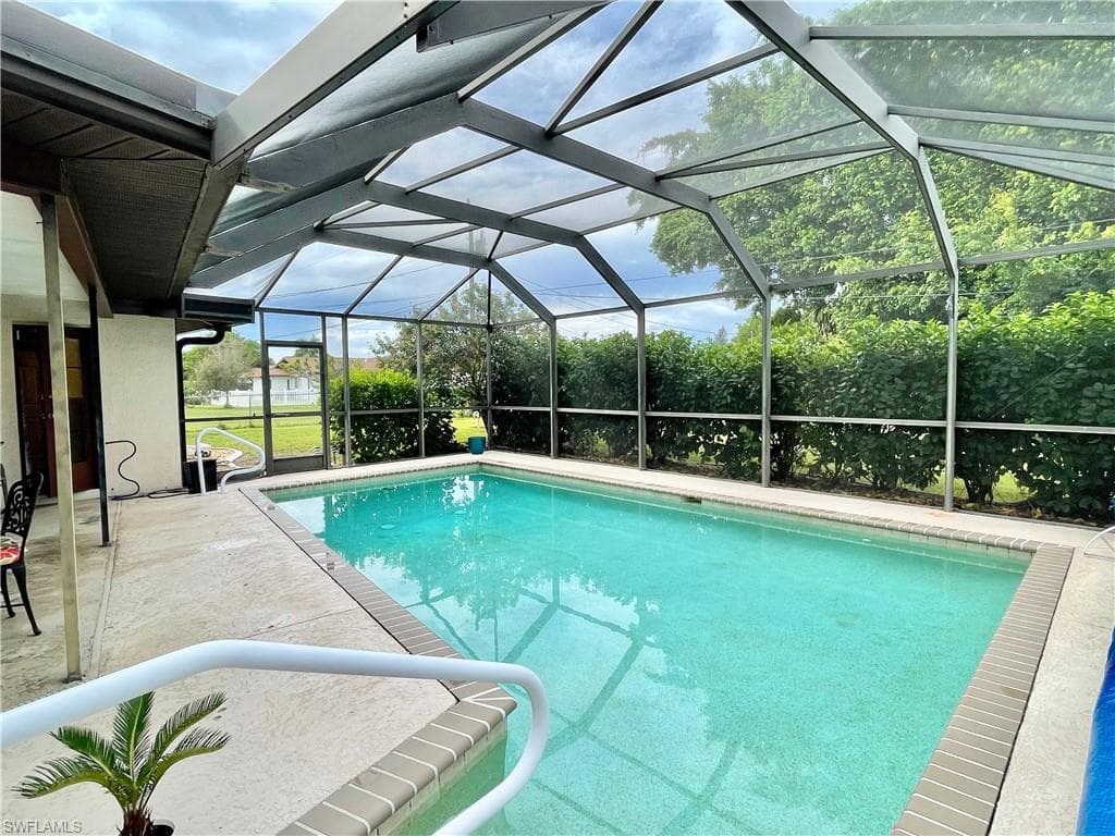 1413 SE 36th ST CAPE CORAL, FL 33904