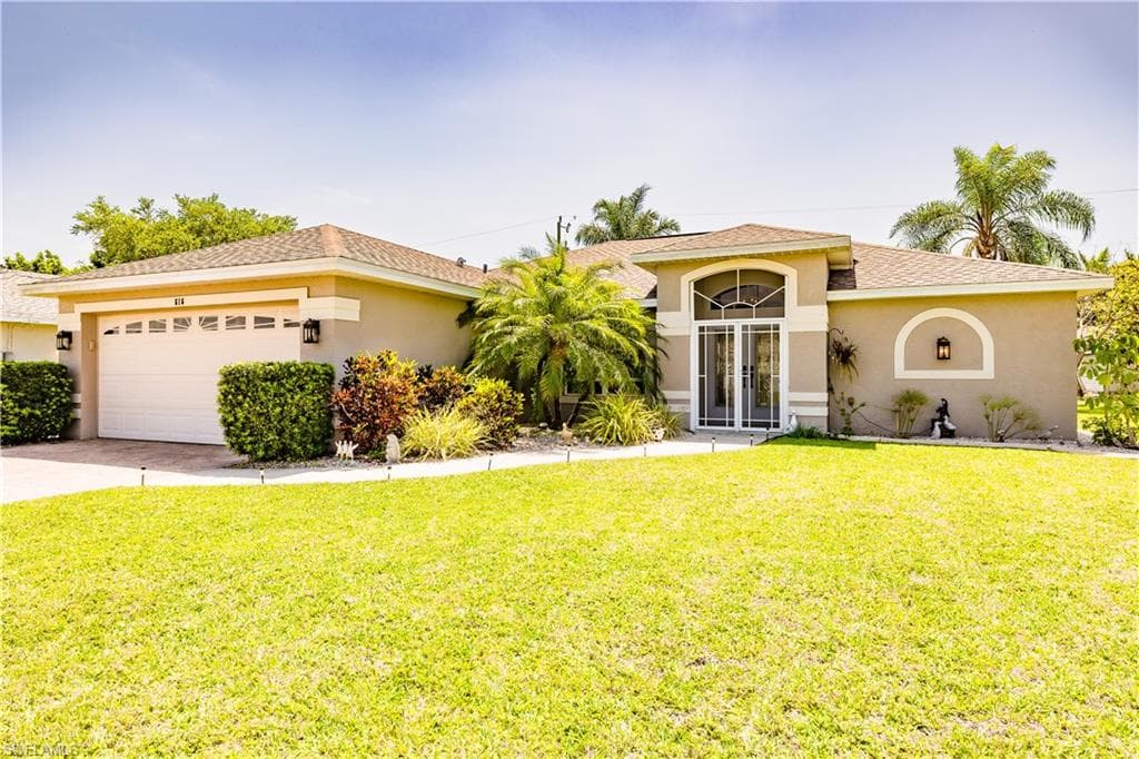 616 SE 31st TER CAPE CORAL, FL 33904