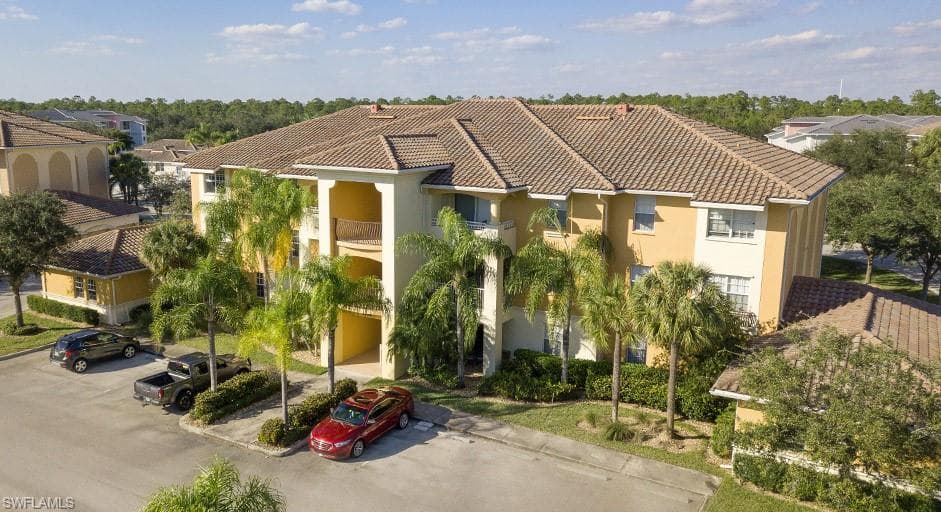 3947 Del Sol LN 103 CAPE CORAL, FL 33909
