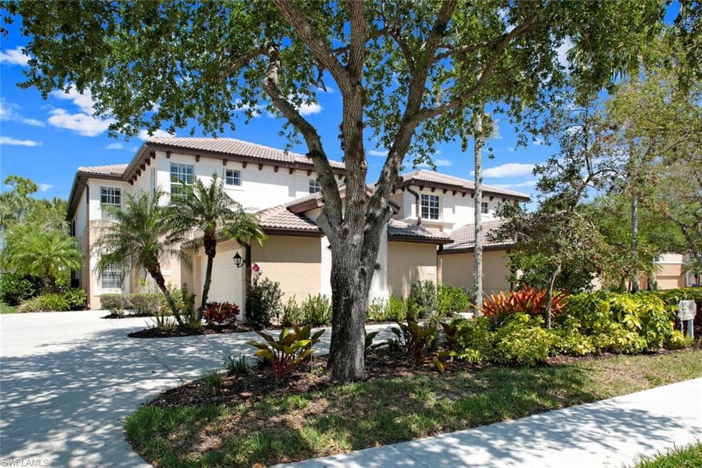 21841 Palmetto Dunes DR 201 ESTERO, FL 33928