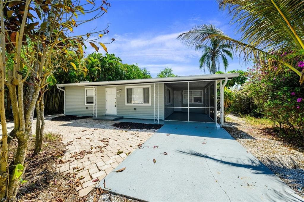 1248 Michigan AVE NAPLES, FL 34103