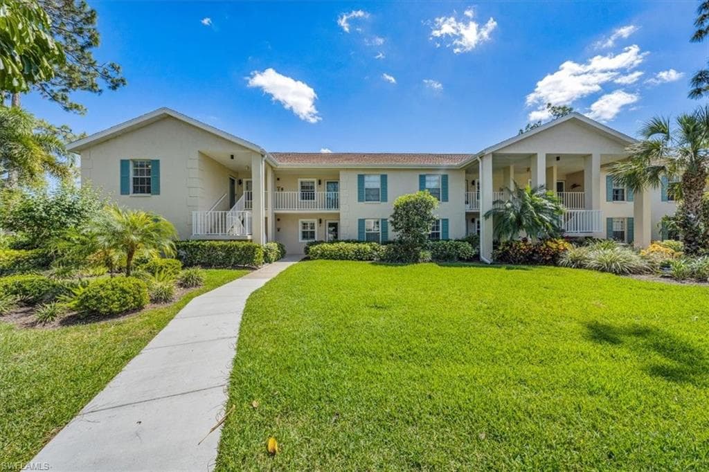 1712 Kings Lake BLVD 3-201 NAPLES, FL 34112