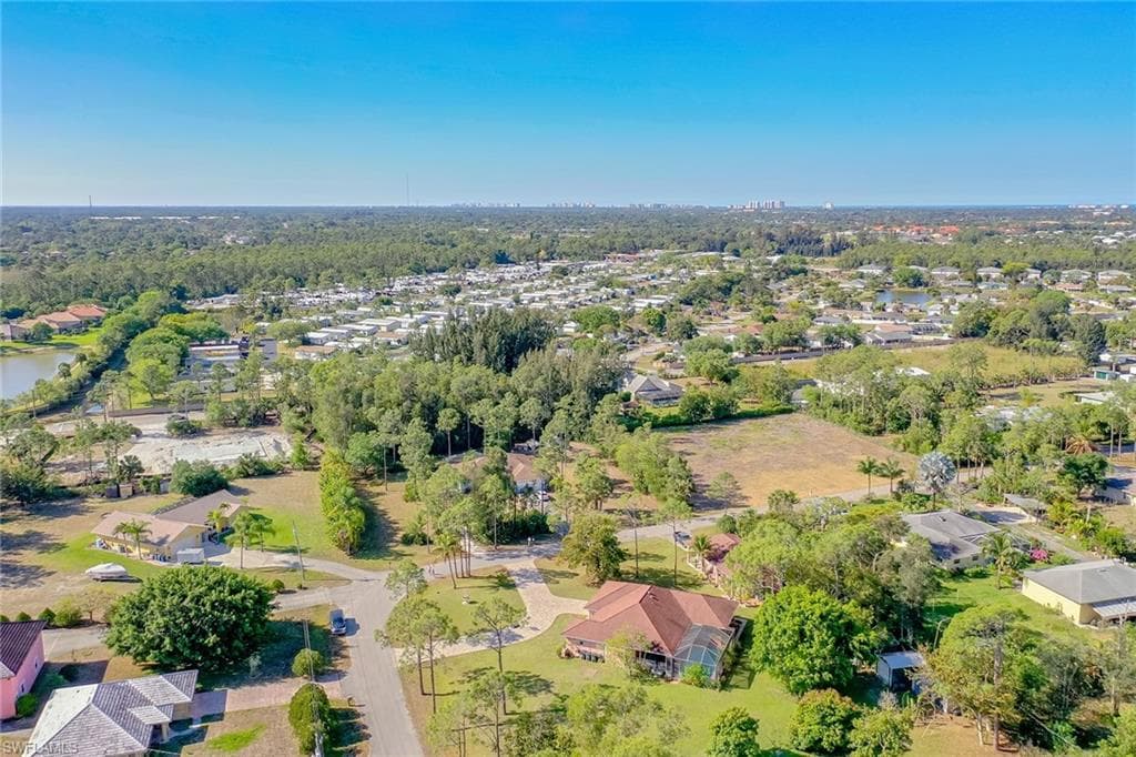 10400 Binky LN BONITA SPRINGS, FL 34135