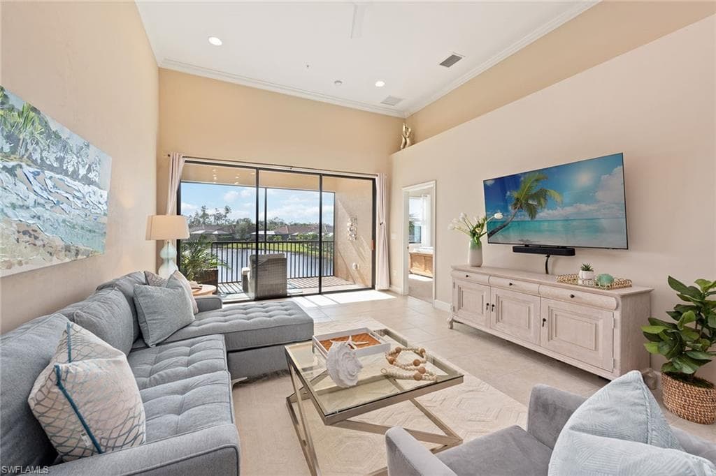 9420 Benvenuto CT 202 NAPLES, FL 34119