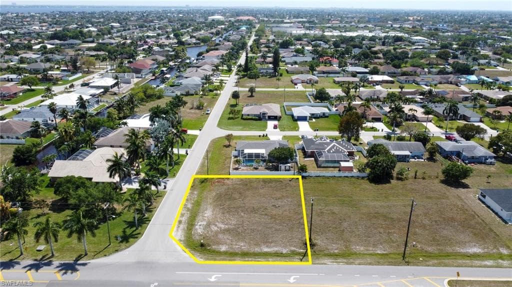 1710 Four Mile Cove PKY CAPE CORAL, FL 33990