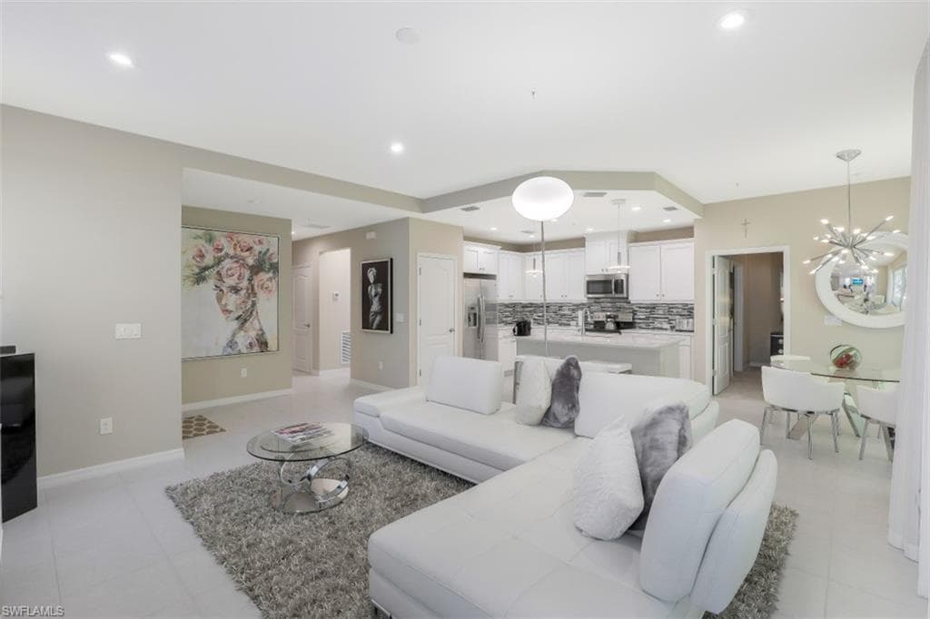 2344 Sheen LN 304 NAPLES, FL 34120