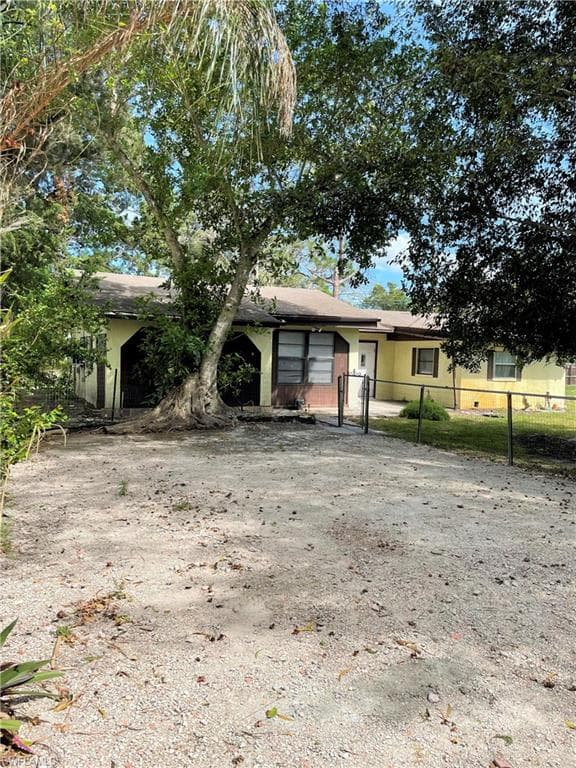 19825 Bristol RD FORT MYERS, FL 33908