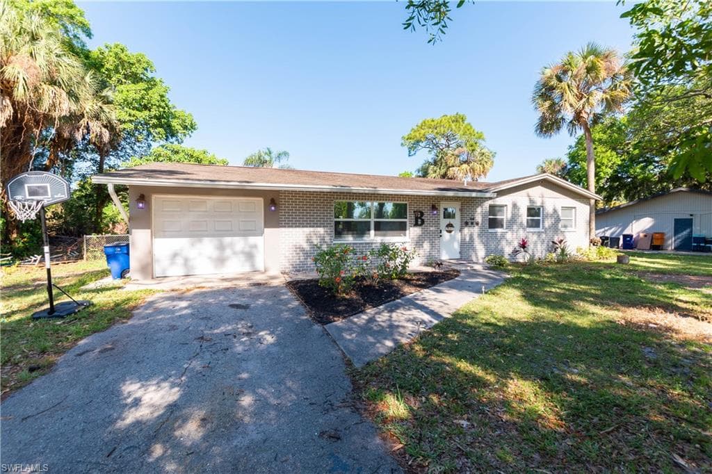 760 June PKY NORTH FORT MYERS, FL 33903