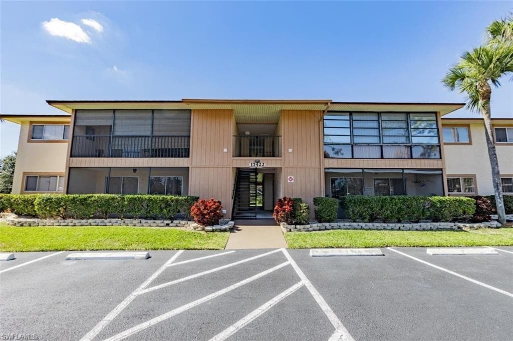 17422 Birchwood LN 1 FORT MYERS, FL 33908