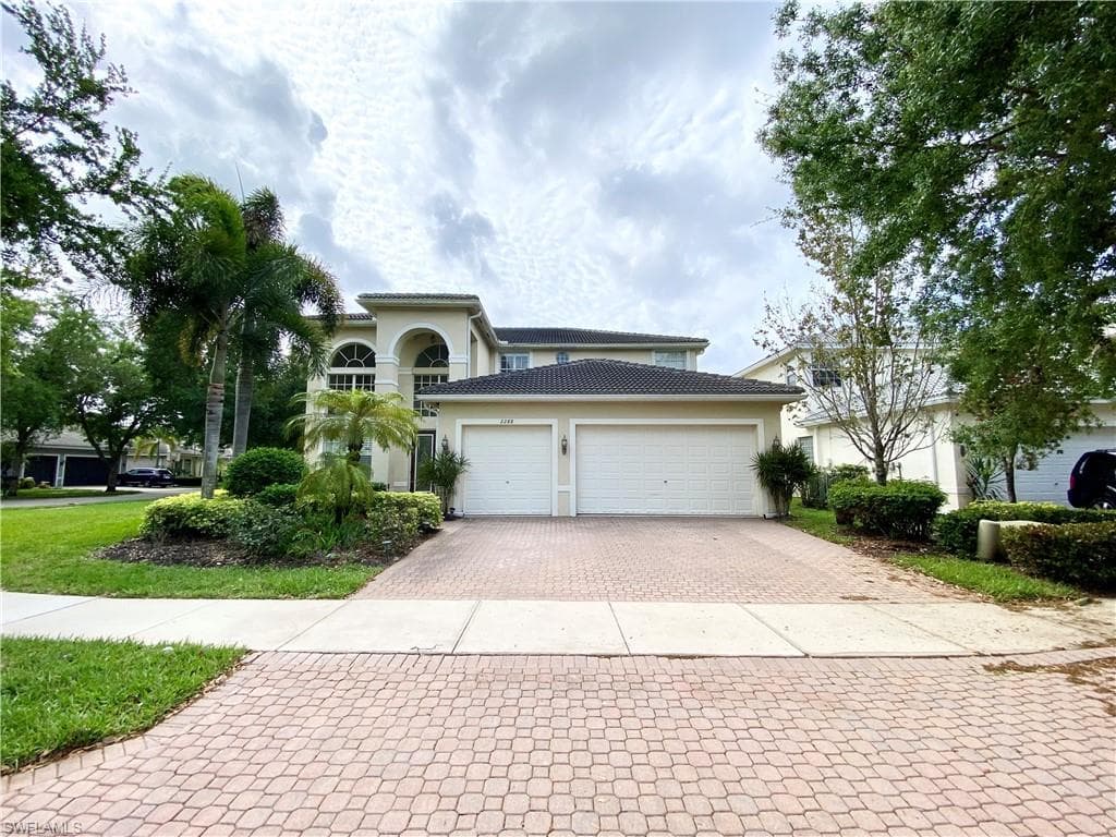2288 Guadelupe DR NAPLES, FL 34119
