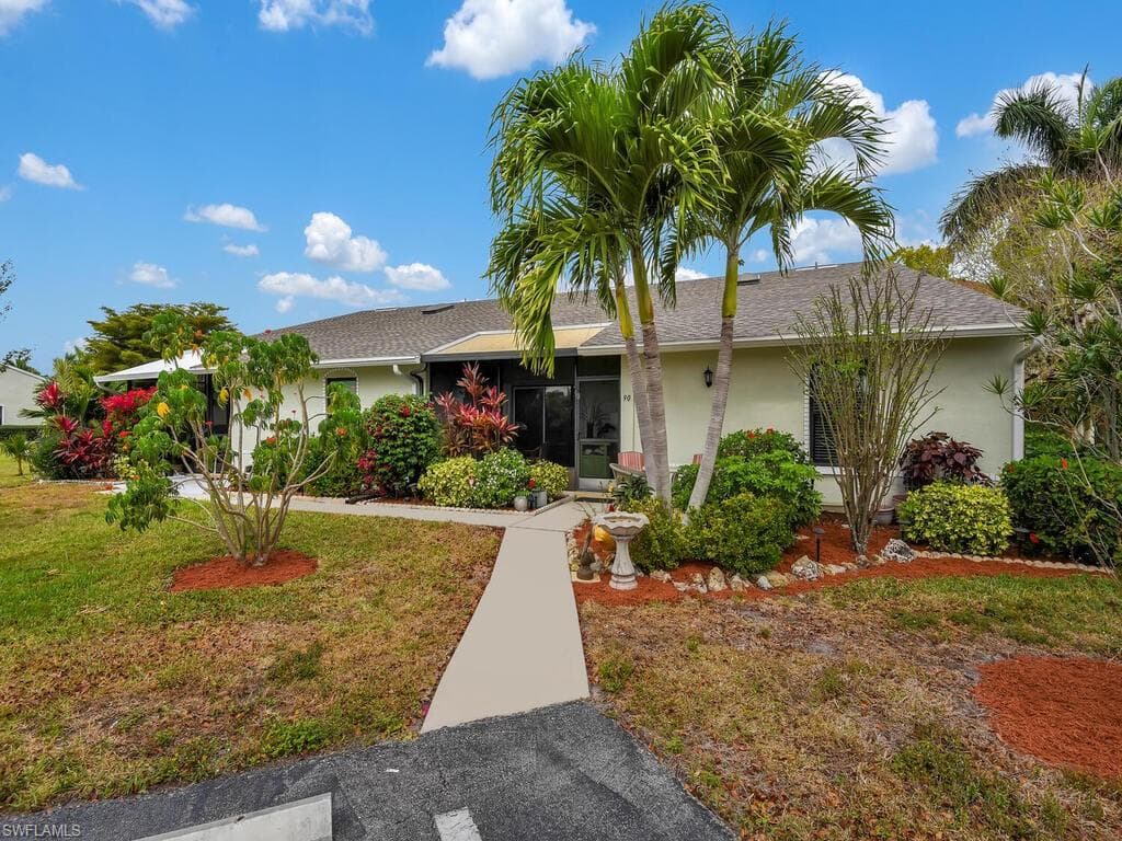 5120 SW Courtyards CT 90 CAPE CORAL, FL 33914