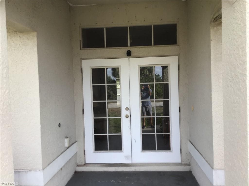 1106 NW 19th TER CAPE CORAL, FL 33993