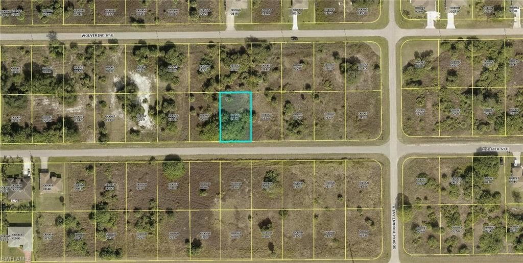 825 Hoosier ST E LEHIGH ACRES, FL 33974