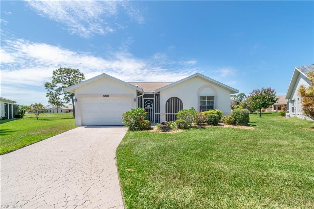 17885 Acacia DR NORTH FORT MYERS, FL 33917