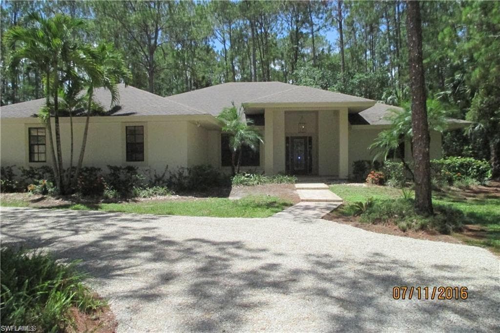 5356 Sycamore DR NAPLES, FL 34119