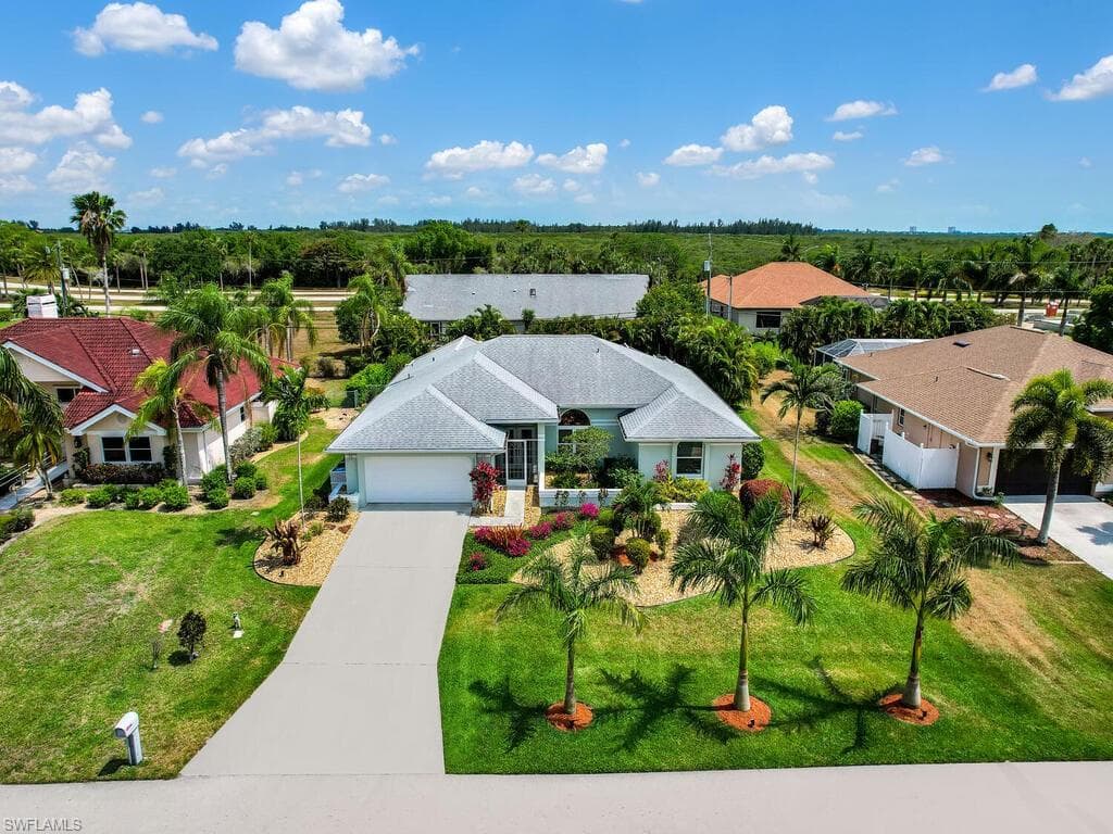 5726 SW 9th CT CAPE CORAL, FL 33914