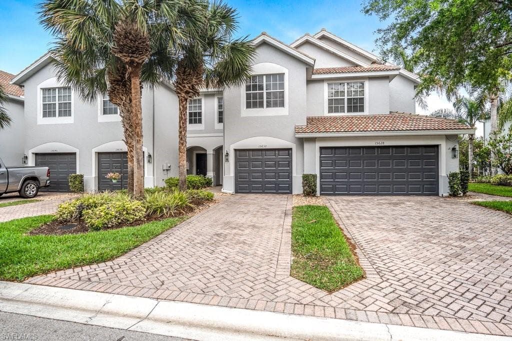 15632 Marcello CIR 162 NAPLES, FL 34110