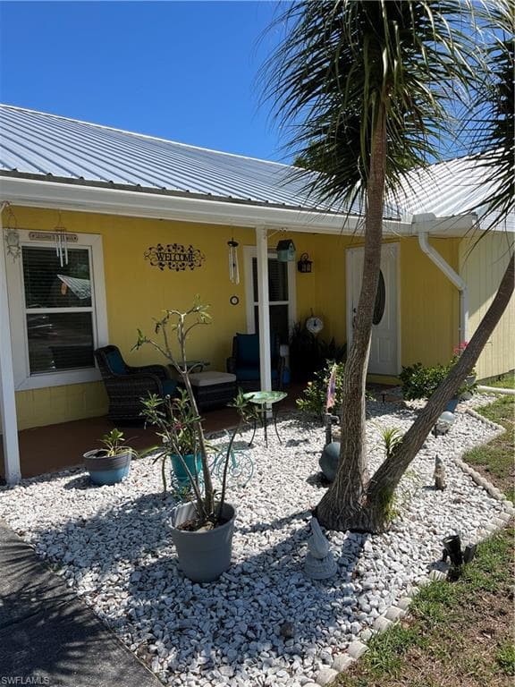4096 Rainbow CIR LABELLE, FL 33935