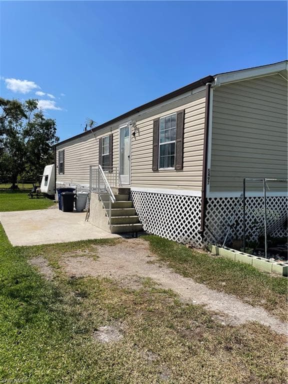 5497 Meadowlark LN BOKEELIA, FL 33922