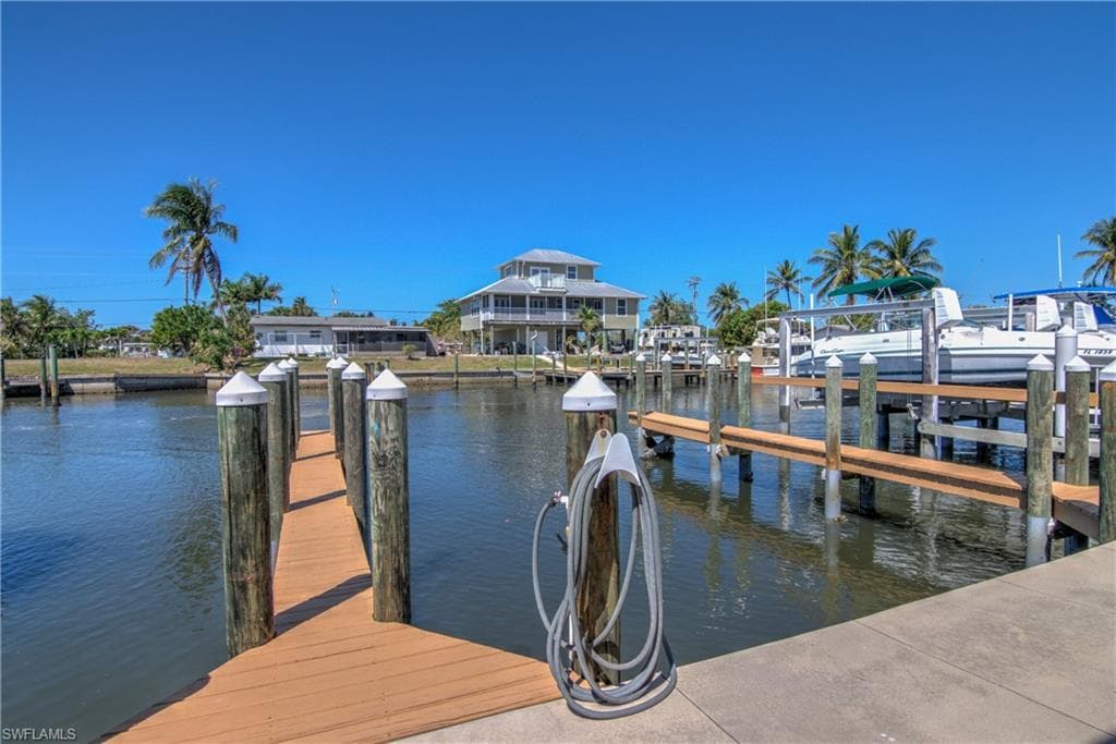 3215 Stringfellow RD 2A ST. JAMES CITY, FL 33956