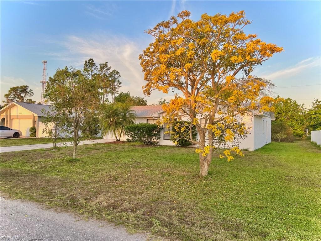 229 Oregon WAY LEHIGH ACRES, FL 33936