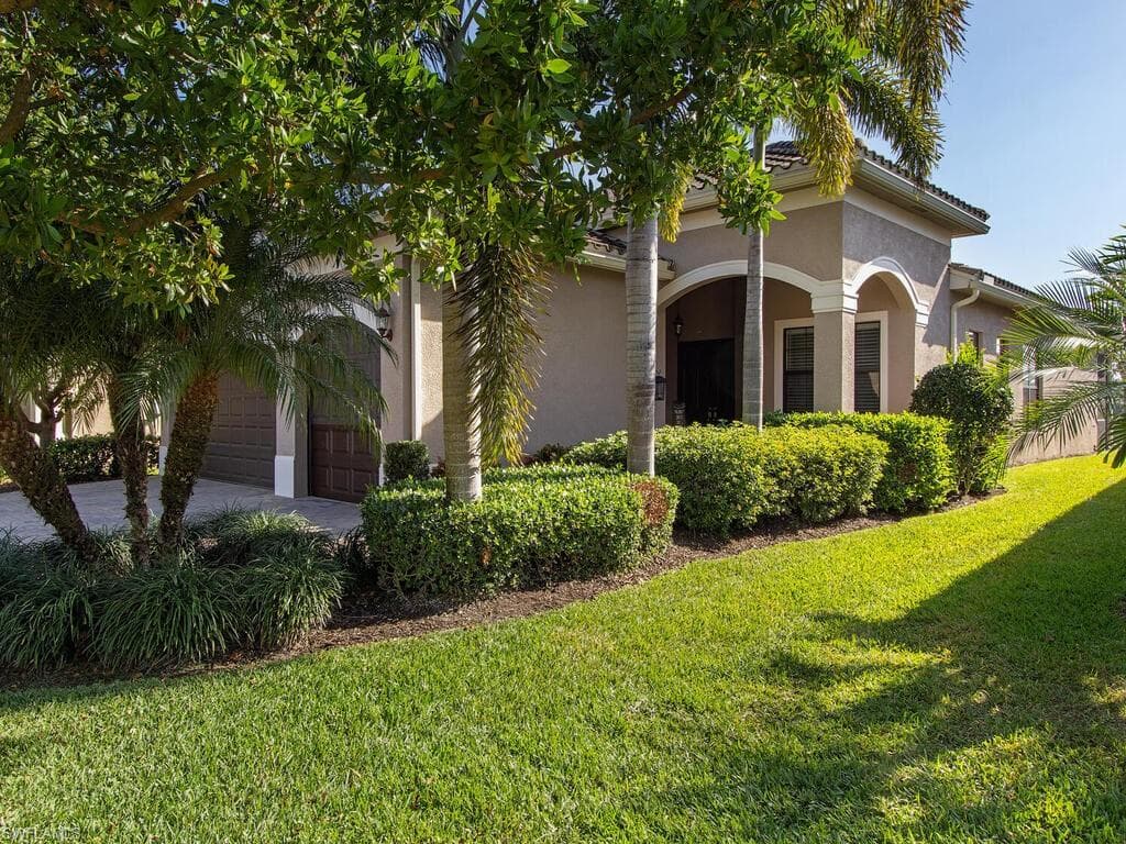 11721 Stonecreek CIR FORT MYERS, FL 33913