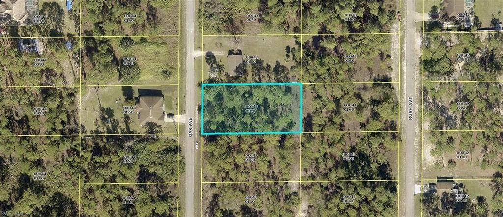 1506 Oak AVE LEHIGH ACRES, FL 33972