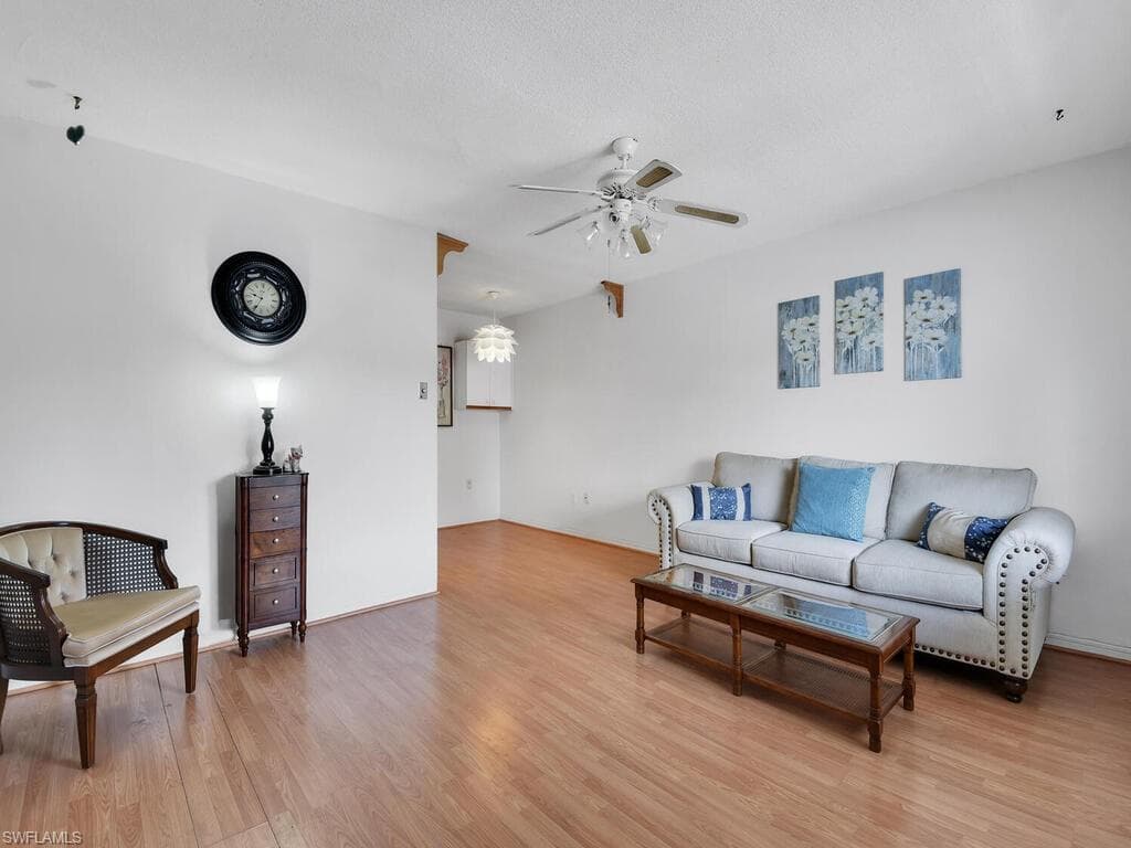13150 Kings Point DR 18C FORT MYERS, FL 33919