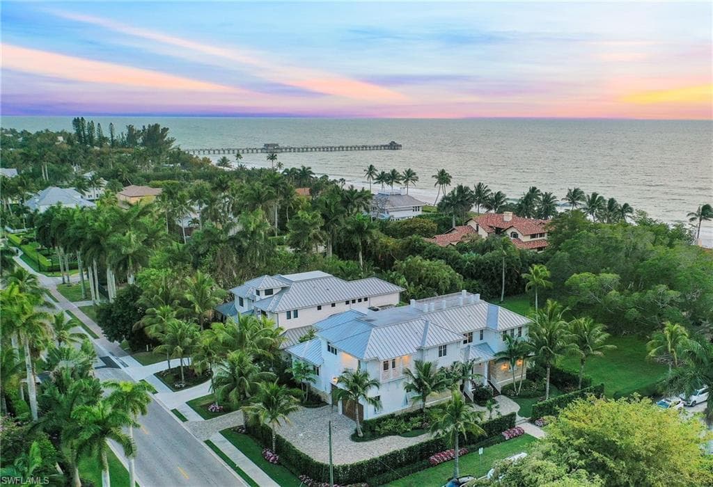 90 8th AVE S NAPLES, FL 34102