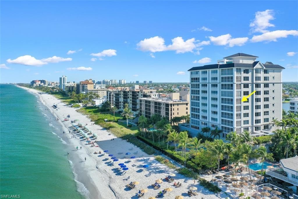 9235 Gulf Shore DR 501 NAPLES, FL 34108