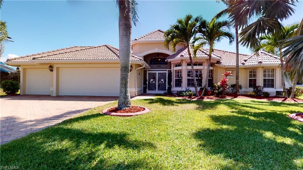 2106 SE 20th LN CAPE CORAL, FL 33990