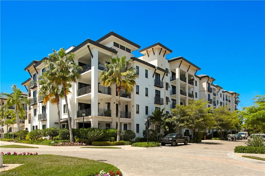 1035 3rd AVE S 317 NAPLES, FL 34102
