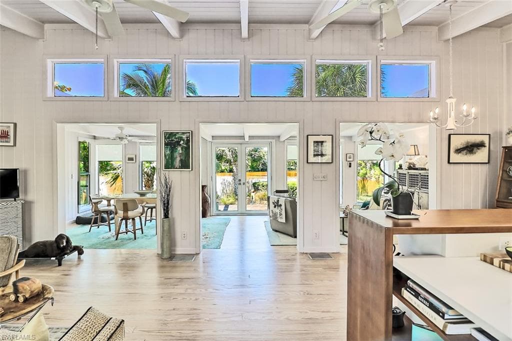 3822 Coquina DR SANIBEL, FL 33957