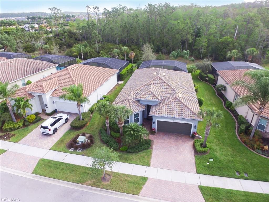 12109 Chrasfield Chase FORT MYERS, FL 33913