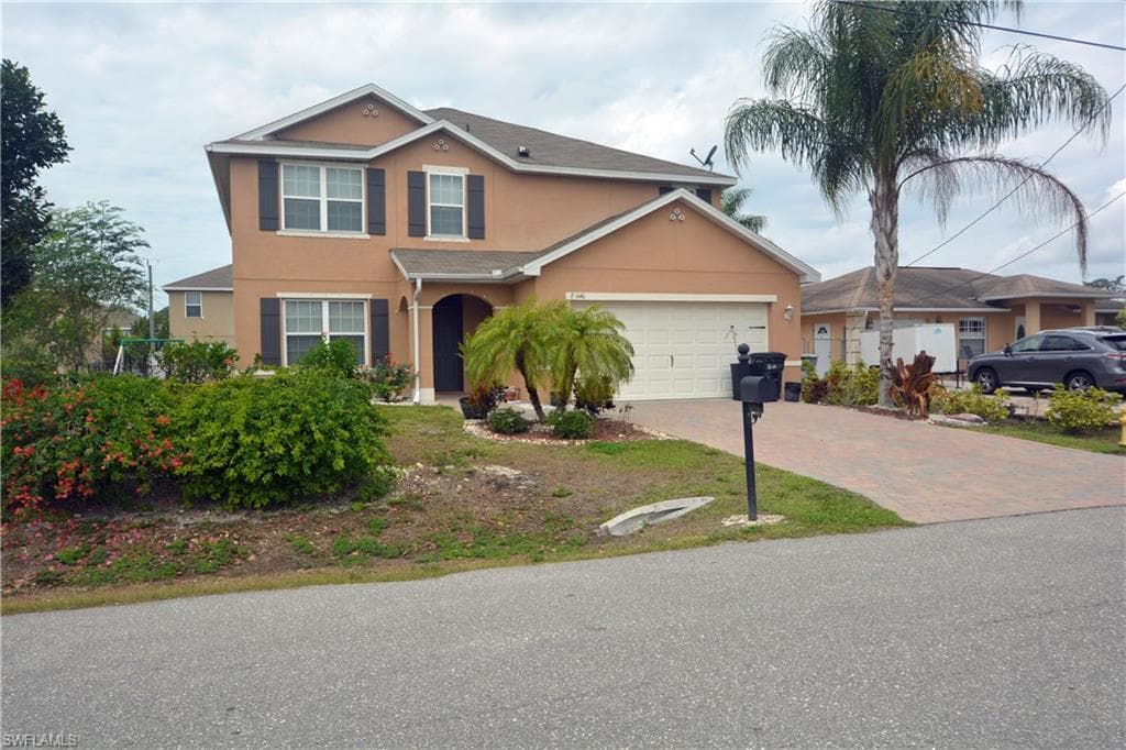 26640 Saville AVE BONITA SPRINGS, FL 34135