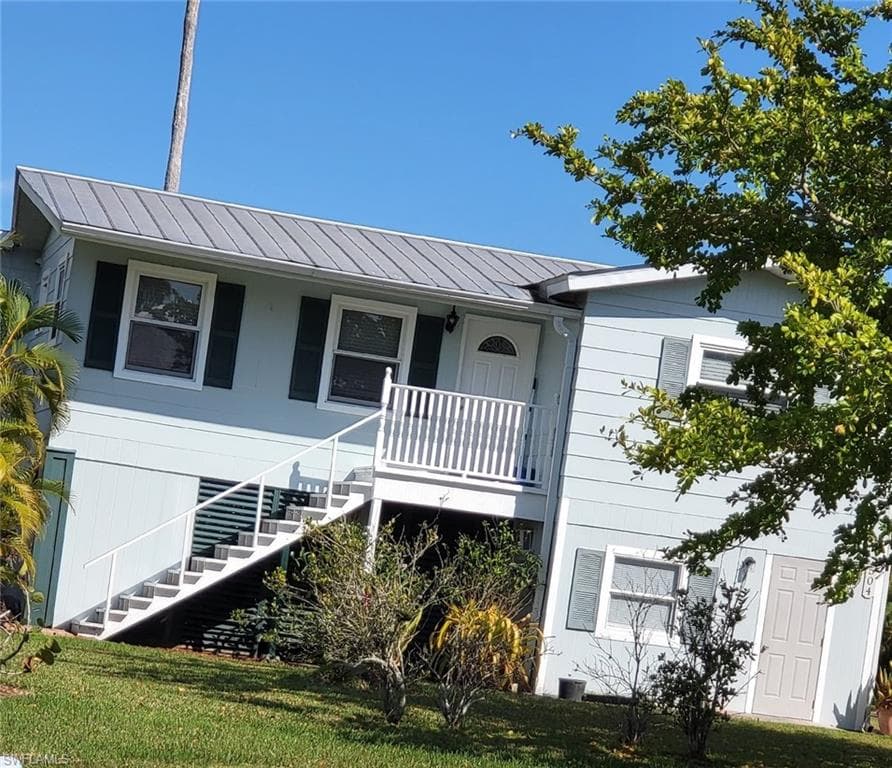 504 Copeland AVE N EVERGLADES CITY, FL 34139