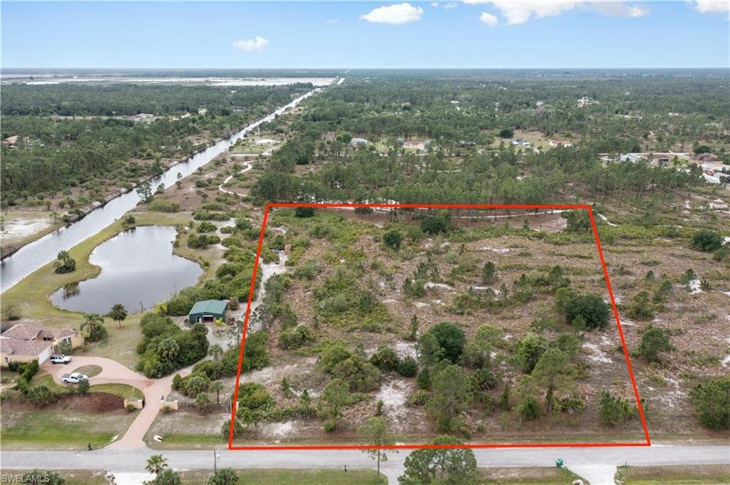 52nd AVE NE NAPLES, FL 34120