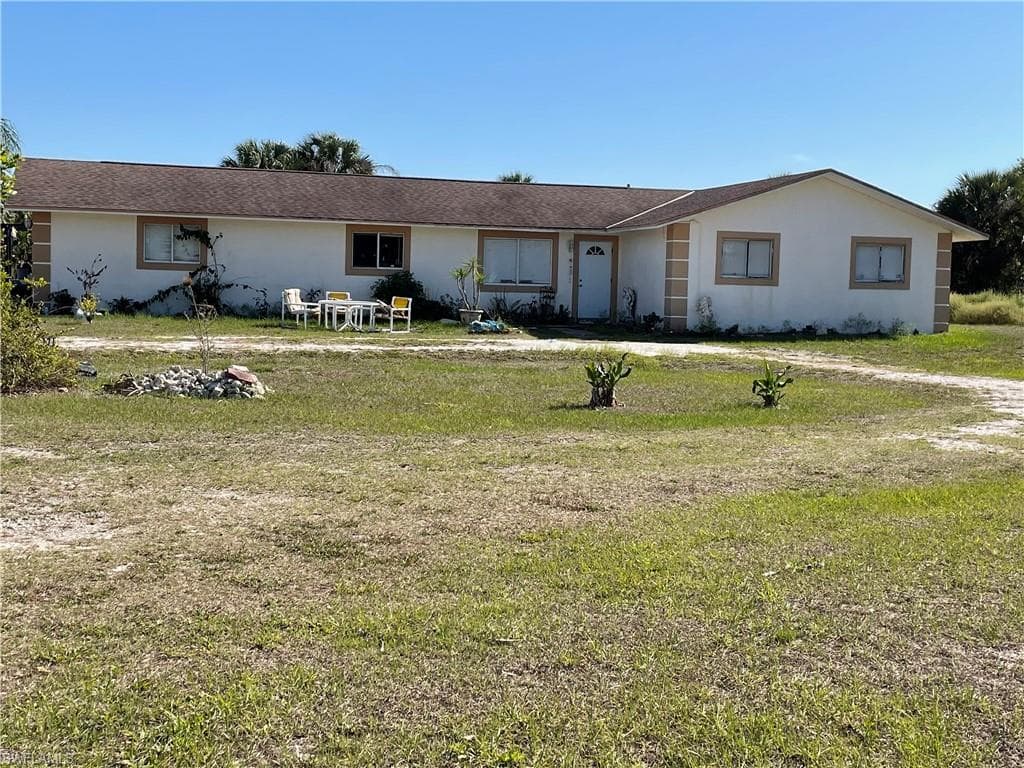 180 20th AVE NE NAPLES, FL 34120