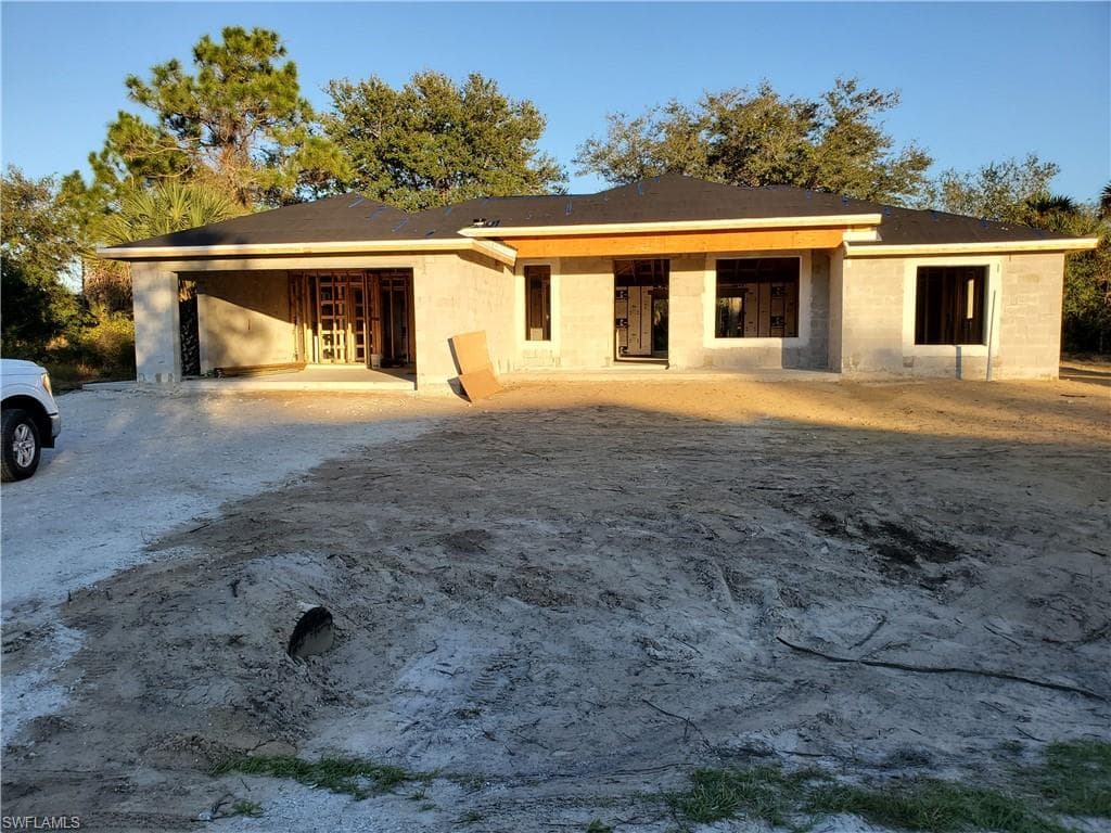 17147 Kellog AVE PORT CHARLOTTE, FL 33954