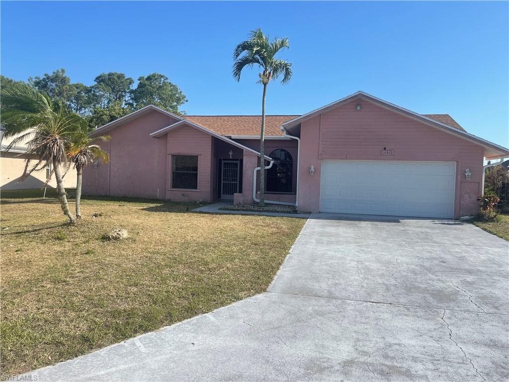 10461 Regent CIR NAPLES, FL 34109