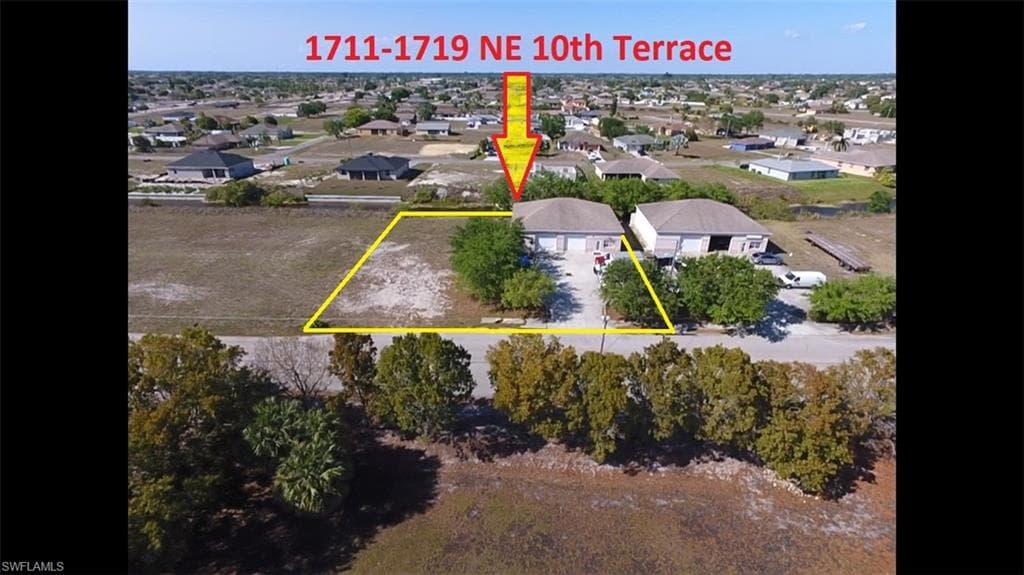 1711 + 1719 NE 10th TER CAPE CORAL, FL 33909