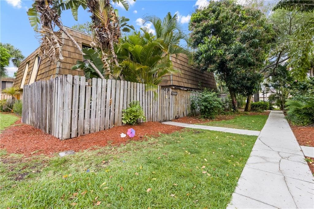 12339 Woodrose CT 2 FORT MYERS, FL 33907