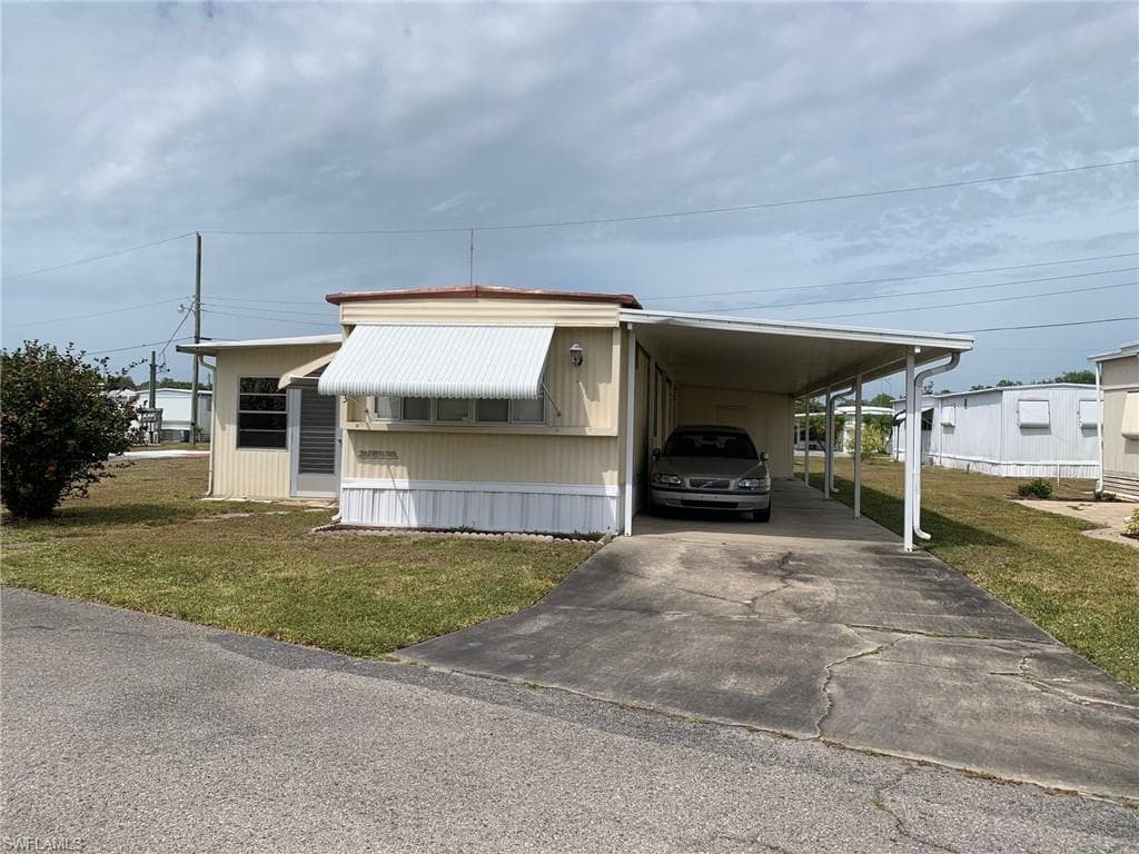 163 Rose LN 106 NAPLES, FL 34114