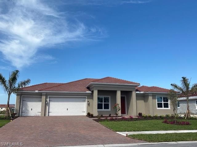 18690 Royal Hammock BLVD NAPLES, FL 34114