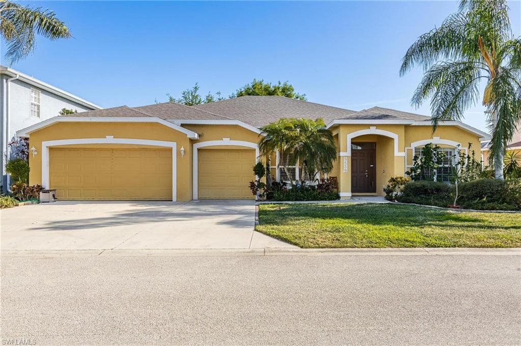 9539 Gladiolus Blossom CT FORT MYERS, FL 33908