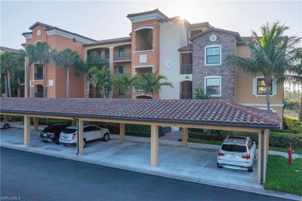 9820 Giaveno CIR 1435 NAPLES, FL 34113