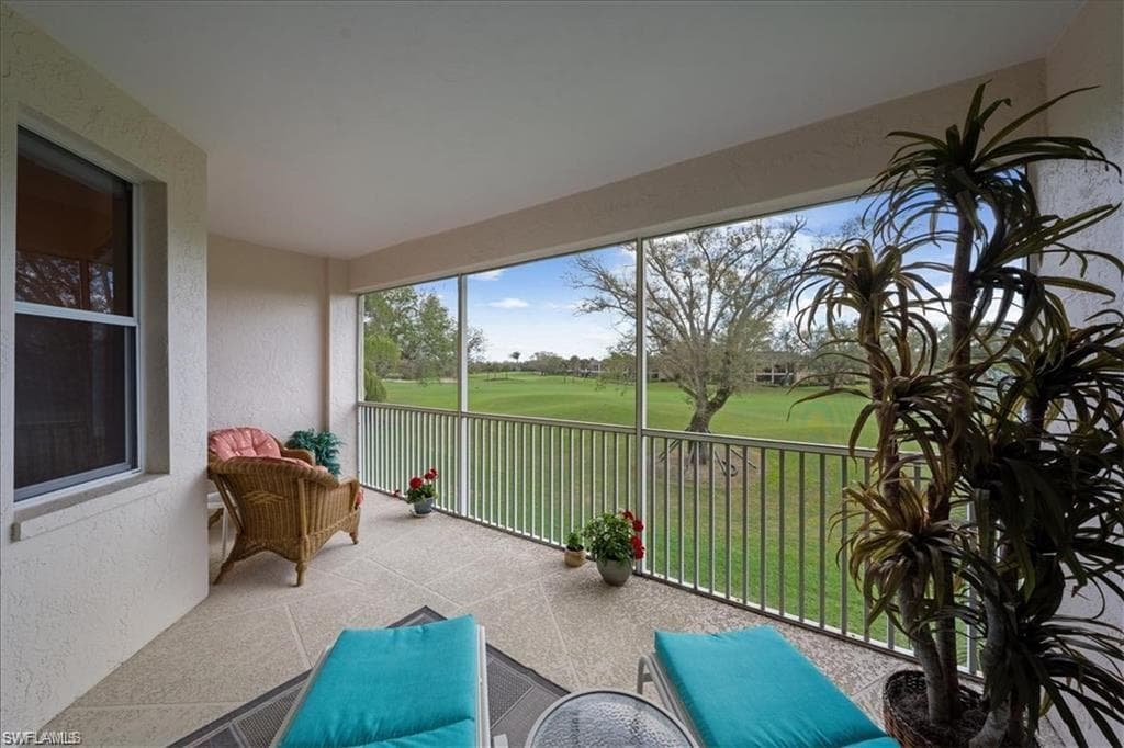 640 Lalique CIR 407 NAPLES, FL 34119